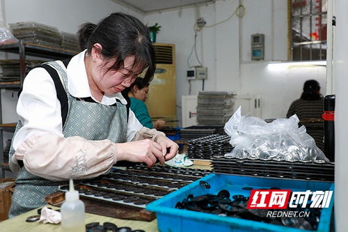 湖南新田社區(qū)微工廠 靈活就業(yè)新路徑，汽車配件產(chǎn)業(yè)煥發(fā)活力